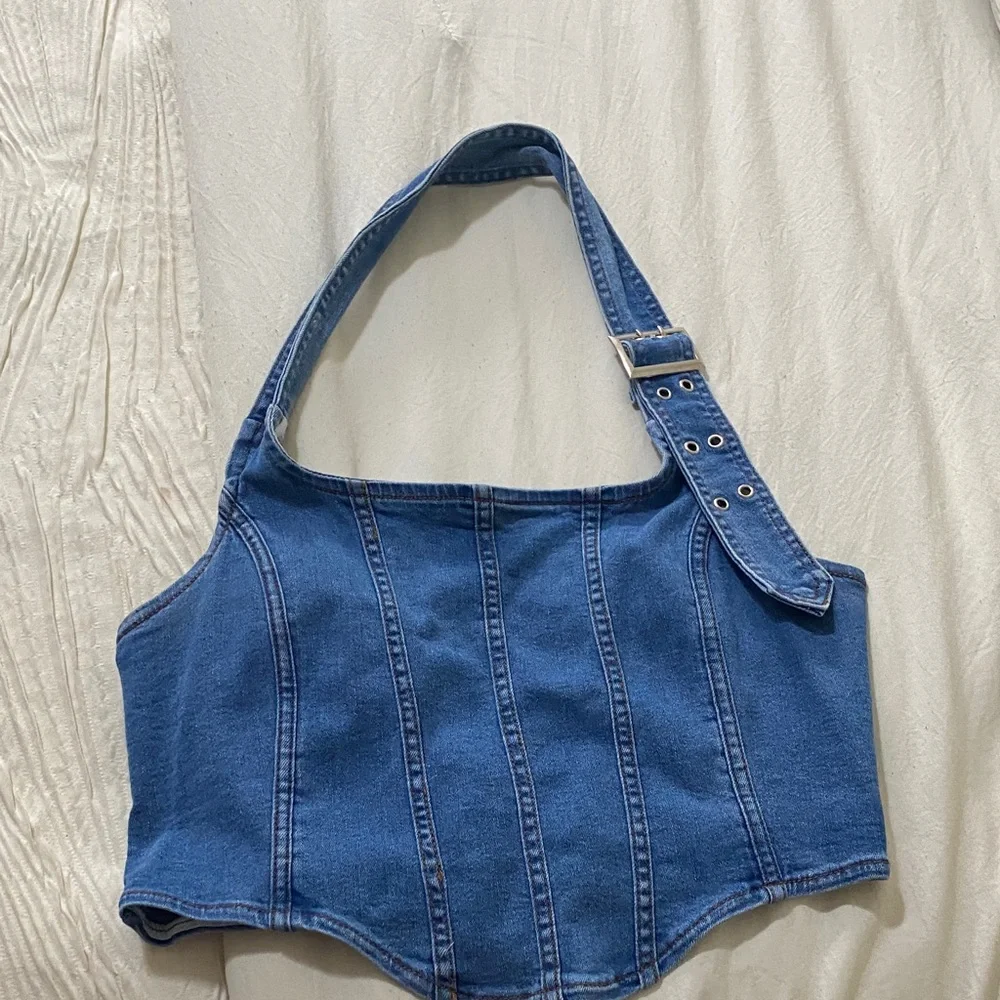 Blue Denim Crop Top - Picture 4 of 5